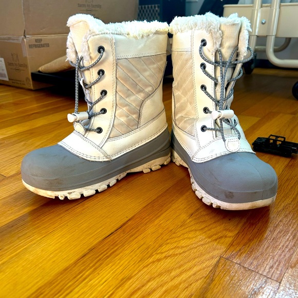 Cat & Jack Shoes Cat Jack Snow Boots Size 2 Girls Poshmark